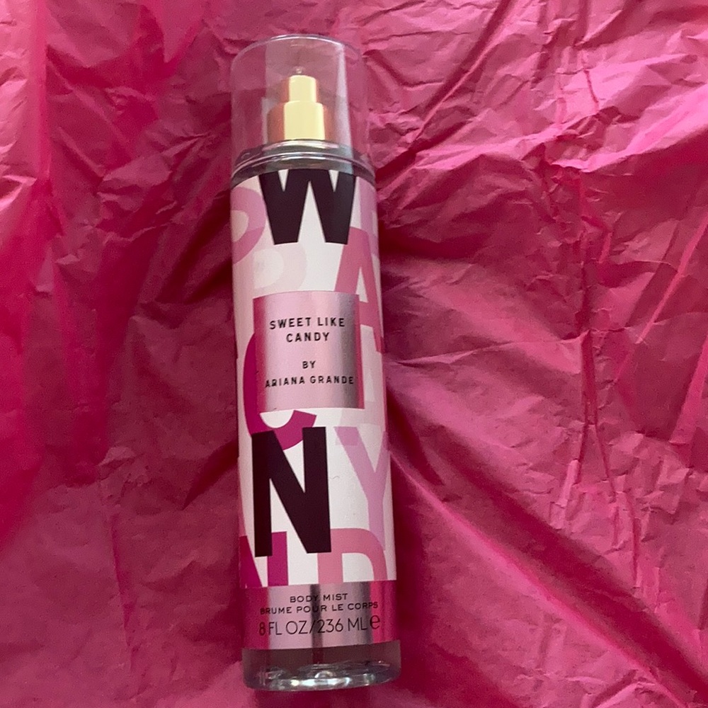 Ariana perfume!